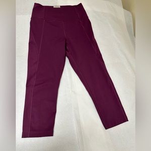 Girlfriend Collective  High-Rise Crop Capri Legging Wine Burgundy